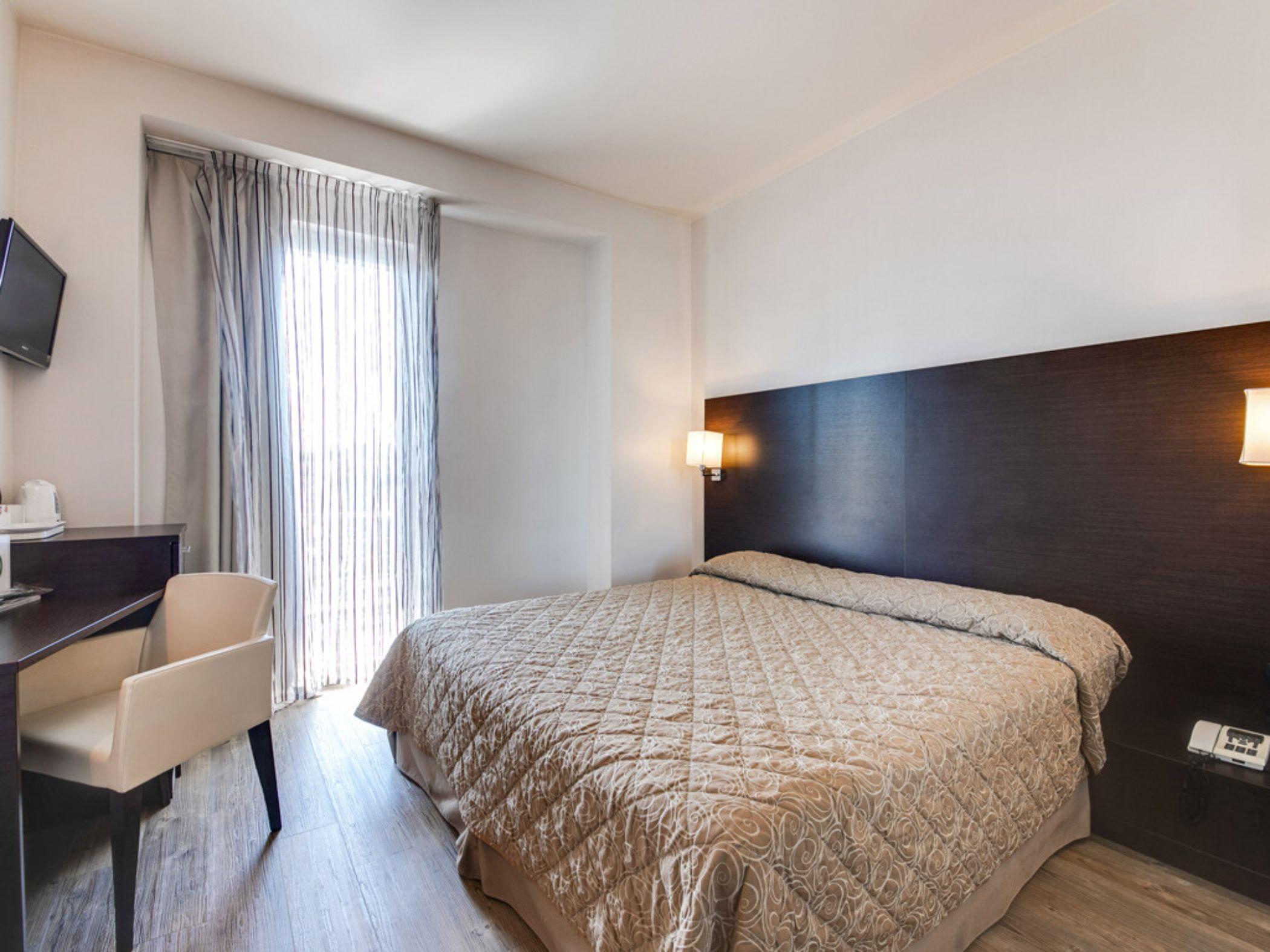 Hotel Bonotto Desenzano del Garda Exterior photo
