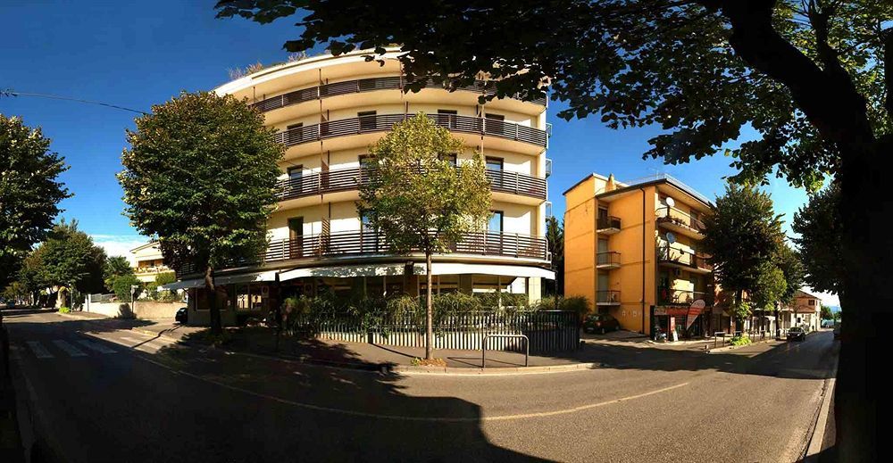 Hotel Bonotto Desenzano del Garda Exterior photo